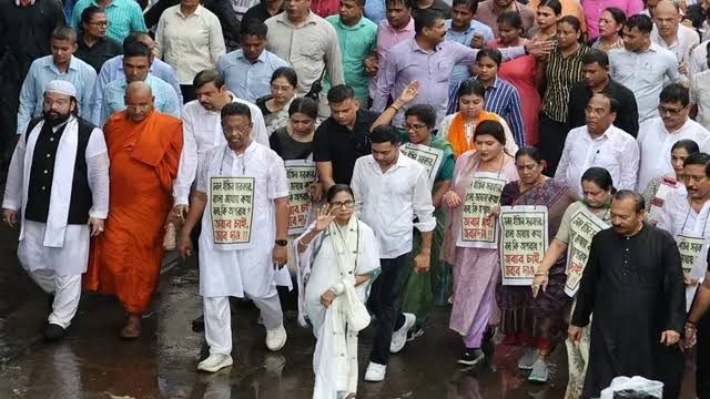 TMC Rekindles Bengali Pride Over Migrant Worker Profiling in BJP States