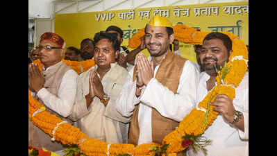 Tej Pratap Yadav Launches 5-Party Coalition in Bihar; Invites RJD and Congress to Join
