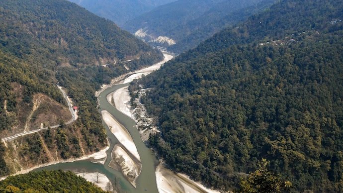 Teesta River Project: How China-Bangladesh MoU Near Siliguri Corridor Threatens India’s Security