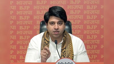 Shehzad Poonawalla Quits BJP, Cites Emergency Financial and Personal Circumstances